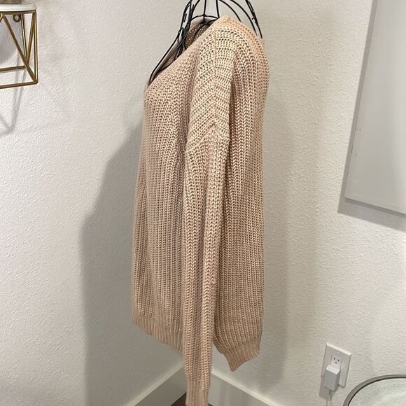 Charlotte Russe Cream/blush knit oversized sweater size S - Picture 5 of 8